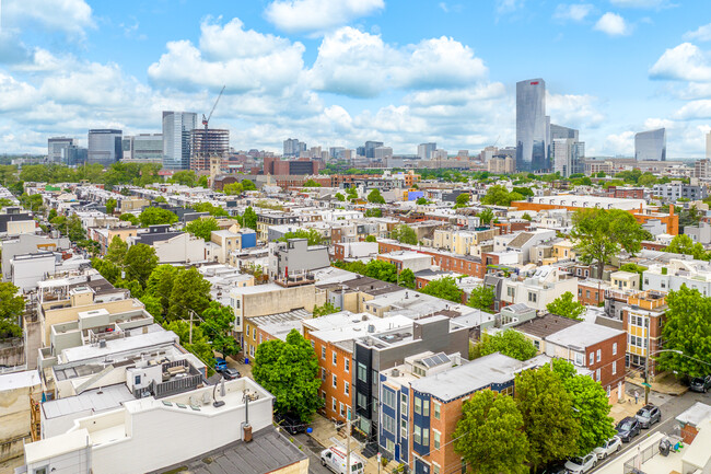 2107 Catharine St in Philadelphia, PA - Building Photo - Building Photo