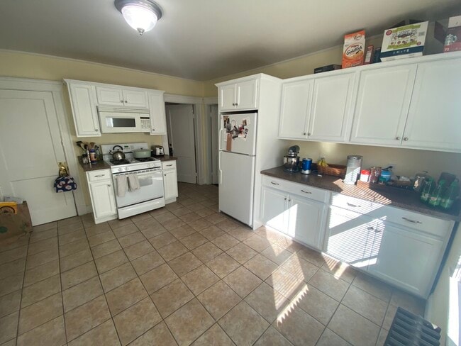 15 Bolton St, Unit 2T