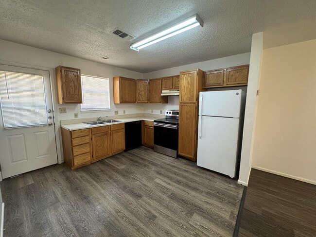 909 3rd St in Lorenzo, TX - Building Photo - Building Photo