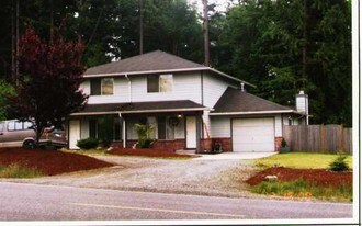 4514 148th St SW in Lynnwood, WA - Building Photo