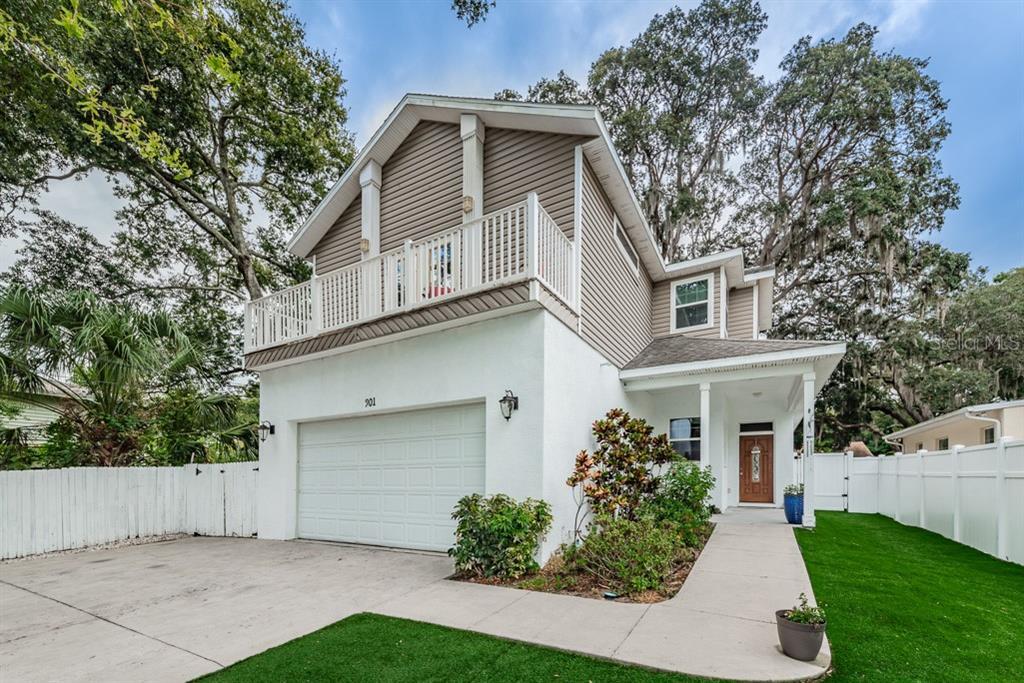 901 Virginia Ave in Tarpon Springs, FL - Building Photo