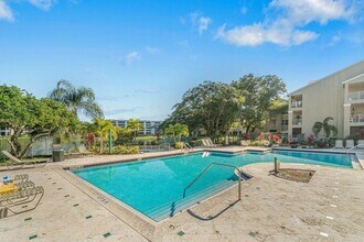 1845 Palm Cove Blvd, Unit verano in Delray Beach, FL - Building Photo - Building Photo
