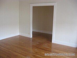 1615 Commonwealth Ave in Boston, MA - Building Photo - Building Photo