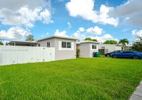 1020 SW 74th Ave in Miami, FL - Building Photo