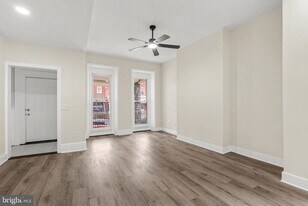 5433 Stewart St in Philadelphia, PA - Building Photo