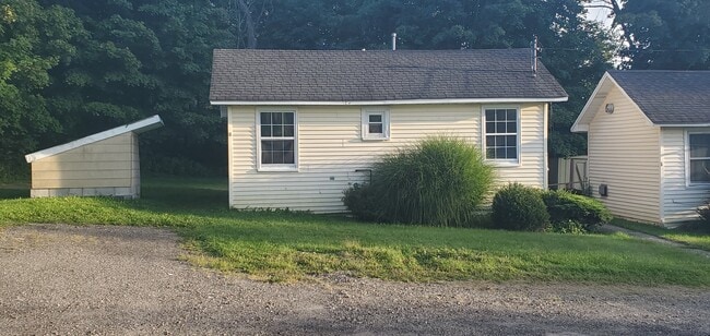 property at 16 Reigler Rd