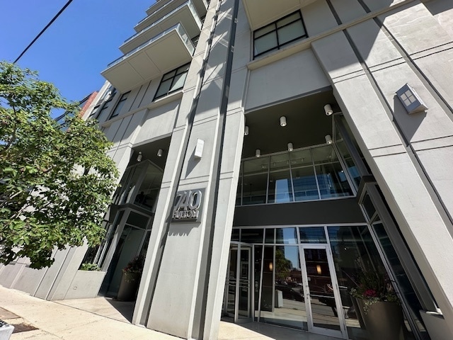 740 W Fulton St in Chicago, IL - Building Photo - Building Photo