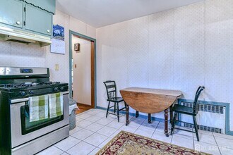 5 Stevens St in North Brunswick, NJ - Building Photo - Building Photo