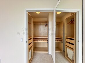 1 Lakeside Dr in Oakland, CA - Building Photo - Building Photo