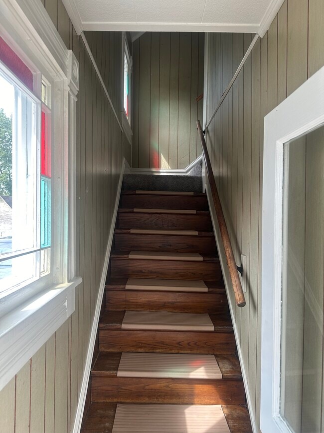 71 1/2 Flory Ave, Unit 71.5 flory avenue in Newark, OH - Foto de edificio - Building Photo