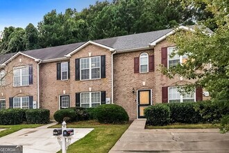 3904 Waldrop Ln in Decatur, GA - Building Photo - Building Photo