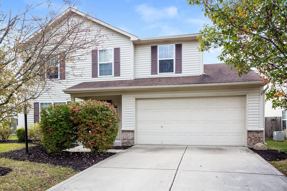 7633 Scatter Woods Ln in Indianapolis, IN - Building Photo