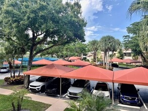 7508 La Paz Blvd in Boca Raton, FL - Building Photo - Building Photo