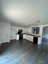 349 Hummingbird Dr in New Braunfels, TX - Building Photo - Building Photo
