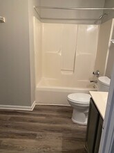 5118 Keegan Way in Louisville, KY - Building Photo - Building Photo