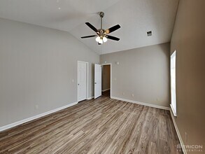 101 Royal Crest Dr in Columbia, SC - Building Photo - Building Photo