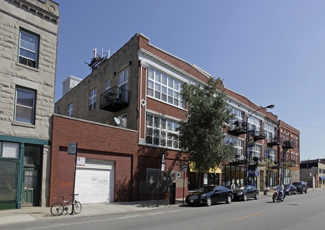 1905-1913 N Milwaukee Ave