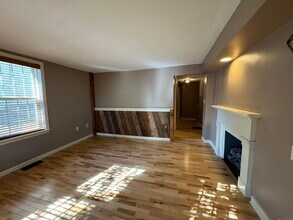 158 College St in Middletown, CT - Building Photo - Building Photo