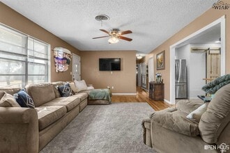 505 S Sycamore St in Archer City, TX - Building Photo - Building Photo
