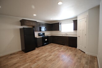 14503 South Abbey Bend Lane in Herriman, UT - Building Photo - Building Photo
