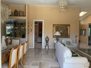 2481 Verna Ct in Palm Springs, CA - Building Photo - Building Photo
