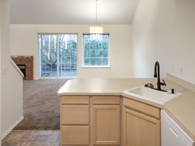 6935-6937-6937 Ridgetop Dr NE in Keizer, OR - Building Photo - Building Photo