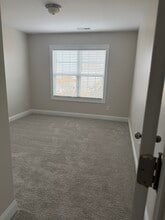 249 Copper Creek Dr in Winterville, NC - Building Photo - Building Photo