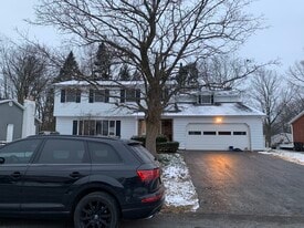 410 David Dr in Syracuse, NY - Building Photo