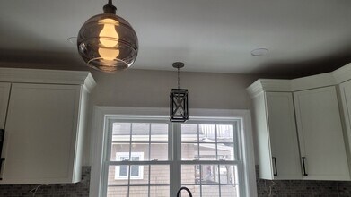 29 Amaranth Ave in Medford, MA - Foto de edificio - Building Photo