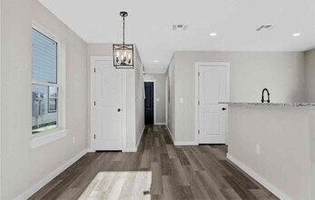 2020 Bagby Ave-Unit -A in Waco, TX - Building Photo - Building Photo