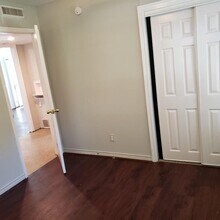 400 Oak Dr-Unit -2A in Terrell, TX - Building Photo - Building Photo