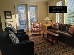 1900 Barton Springs Rd, Unit Furnished in Austin, TX - Foto de edificio - Building Photo