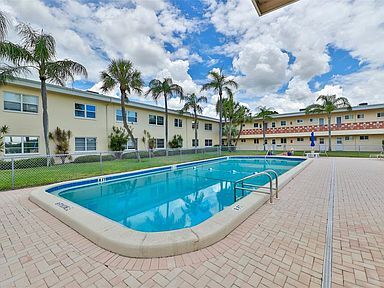 2900 45th St S in Gulfport, FL - Building Photo