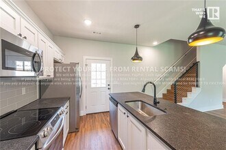 1027 S Laramie Hts in Fayetteville, AR - Building Photo - Building Photo
