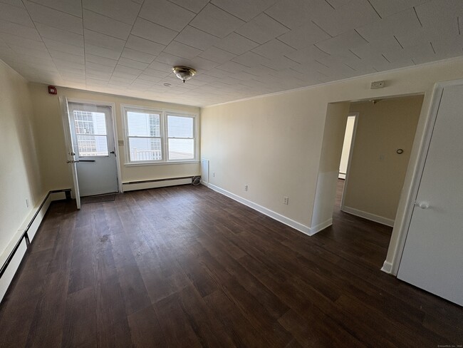 238 Main St in Durham, CT - Building Photo - Building Photo