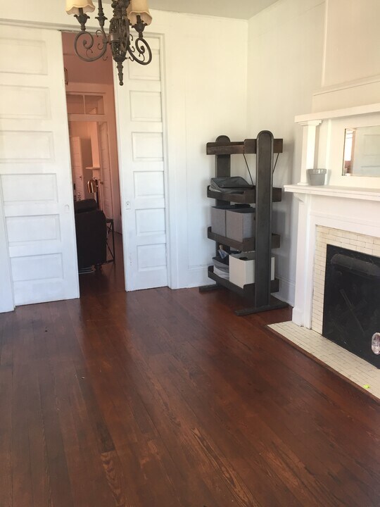 1817 Peniston St in New Orleans, LA - Foto de edificio