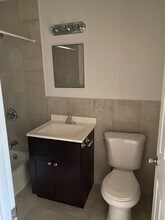 8504 Waukegan Rd in Morton Grove, IL - Building Photo - Building Photo