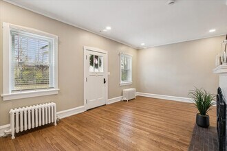 1201 N McKinley Rd in Lake Forest, IL - Building Photo - Building Photo