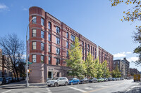 208 W 119th St in New York, NY - Building Photo - Primary Photo