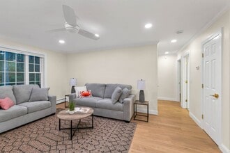 50 Brookside, O3 in Exeter, NH - Building Photo - Building Photo