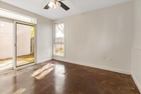 1270 Van Allen Mews NW in Atlanta, GA - Building Photo - Building Photo