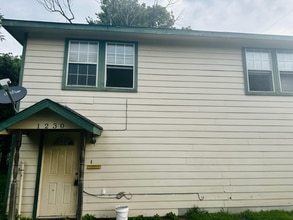 1270 7th Ave in Port Arthur, TX - Building Photo - Building Photo