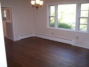 891 N 4th St in Newport, PA - Building Photo - Building Photo