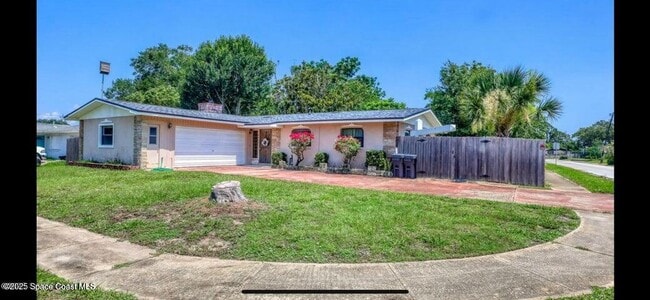 property at 2900 Jasmine St