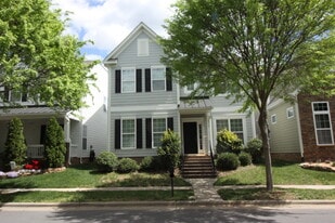 10519 Royal Winchester Dr in Charlotte, NC - Building Photo