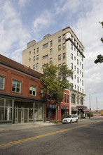 Rickman House in Kalamazoo, MI - Foto de edificio - Building Photo