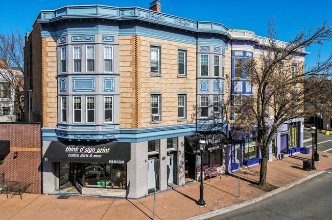 11 North Ave E, Unit 3