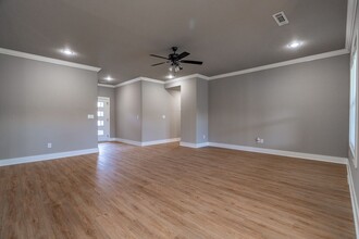932 Petit Jean St in Prairie Grove, AR - Building Photo - Building Photo