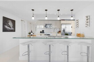 2602 E Hallandale Beach Blvd, Unit ID1356849P in Hallandale Beach, FL - Foto de edificio - Building Photo