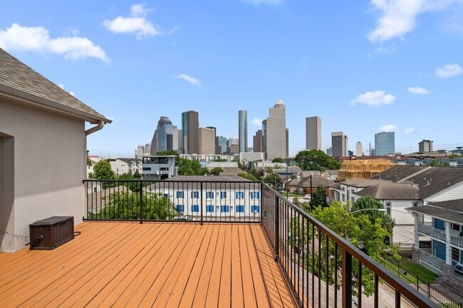1112 Andrews St, Unit A in Houston, TX - Building Photo - Building Photo